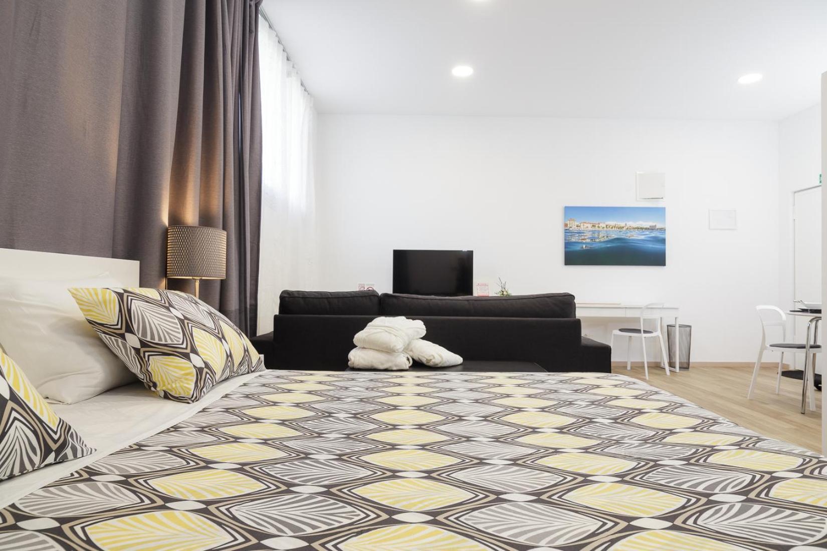 Apartament Aspalathos Centar - Center, A Few Minutes' Walking Distance To The Unesco Palace, Parking Lot In Front Of The *