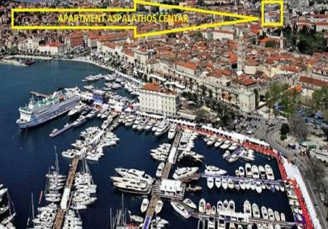 Apartament Aspalathos Centar - Center, A Few Minutes' Walking Distance To The Unesco Palace, Parking Lot In Front Of The